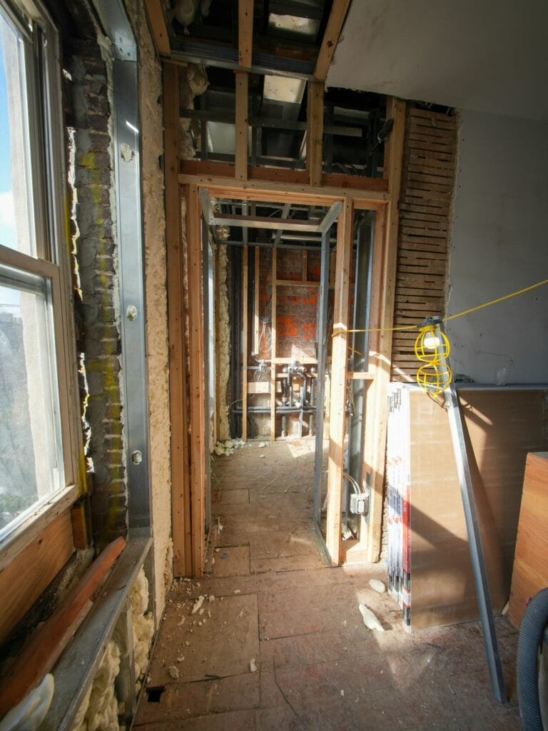 Installation de portes coulissantes dans les constructions neuves ou en rénovation