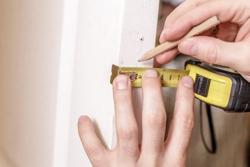 Mesure des bords des portes intérieures